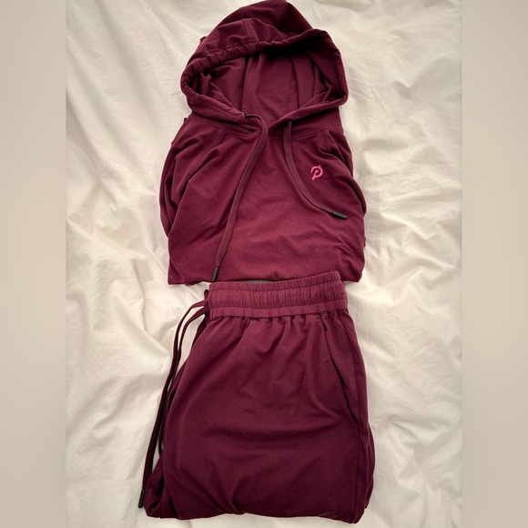 Peloton Dreamblend Jogger & Hoodie - Picture 7 of 7